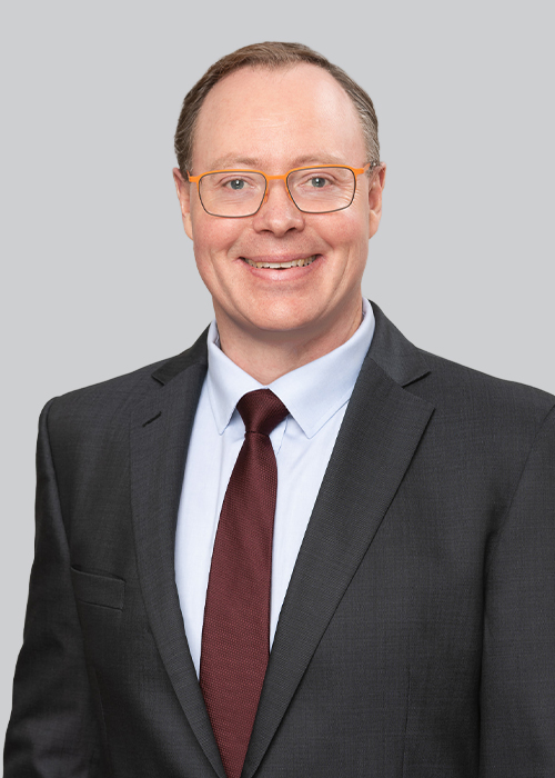 Our People 6 Andrew Mooney, Non-executive director